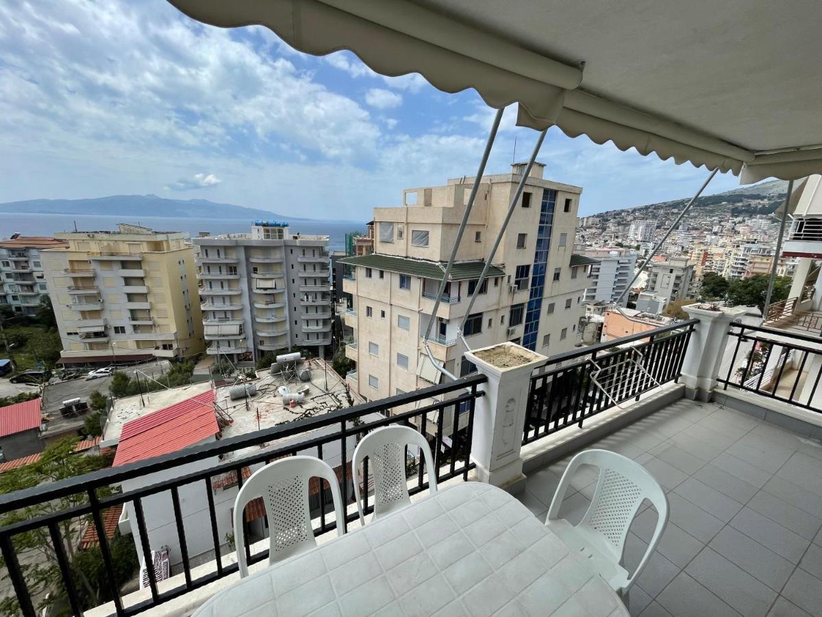 Flower Apartment Sarandë Buitenkant foto